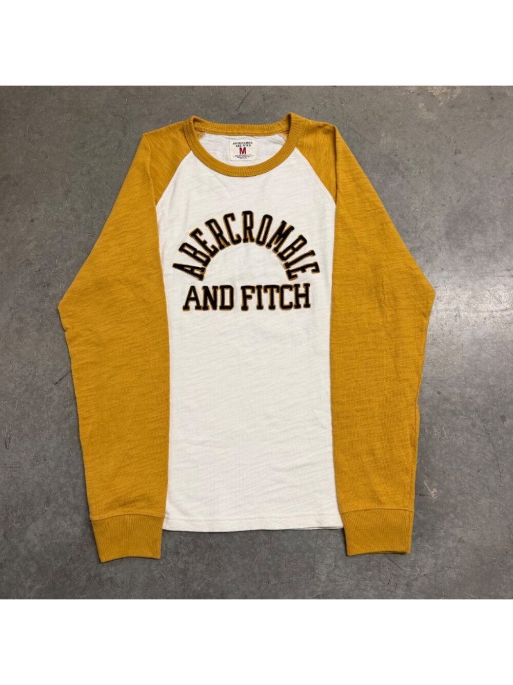 Abercrombie & Fitch Raglan Longsleeve T-shirt